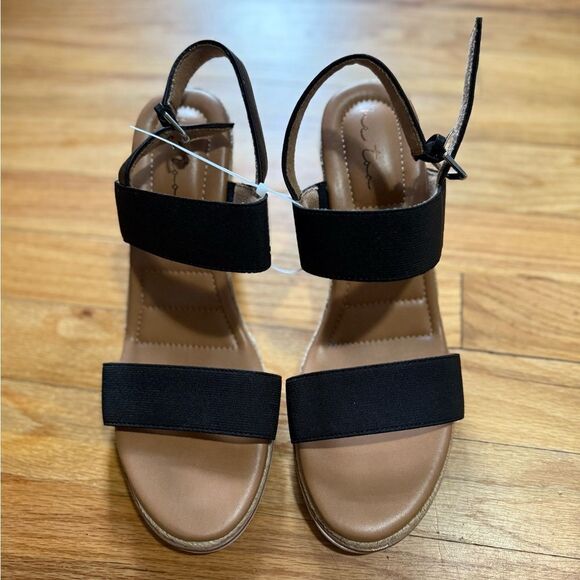 me Too | Gaby - Picture 5 of 9